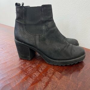 Vagabond Emmy black ankle chunky heel leather boots sz 41